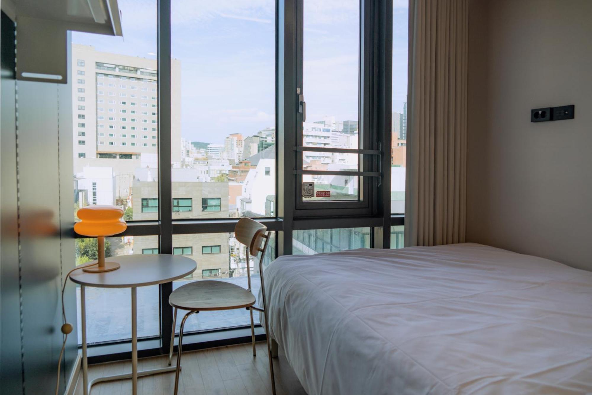 Local Stitch Creator Town Seogyo Hotel Seoul Phòng bức ảnh
