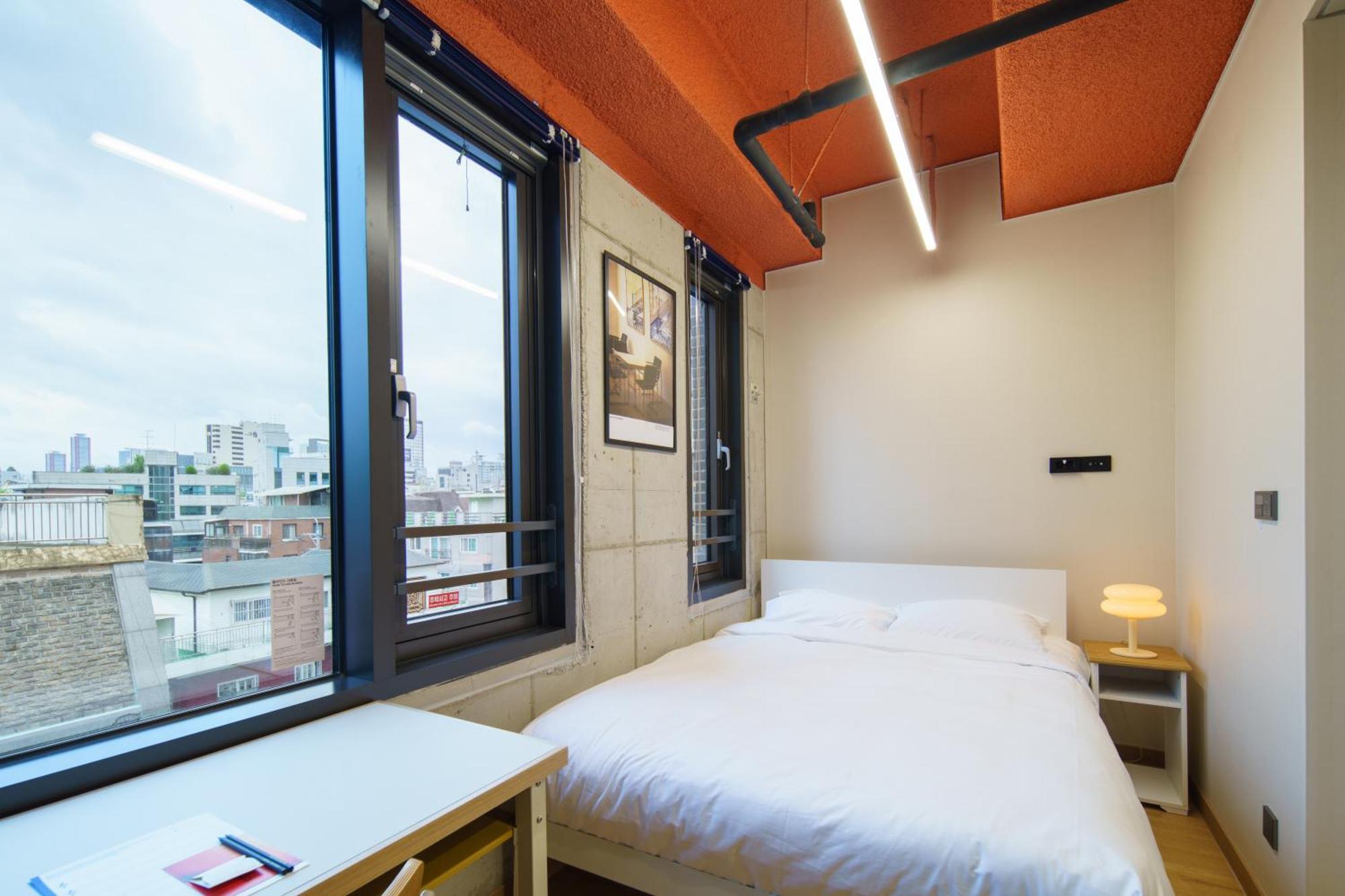 Local Stitch Creator Town Seogyo Hotel Seoul Ngoại thất bức ảnh